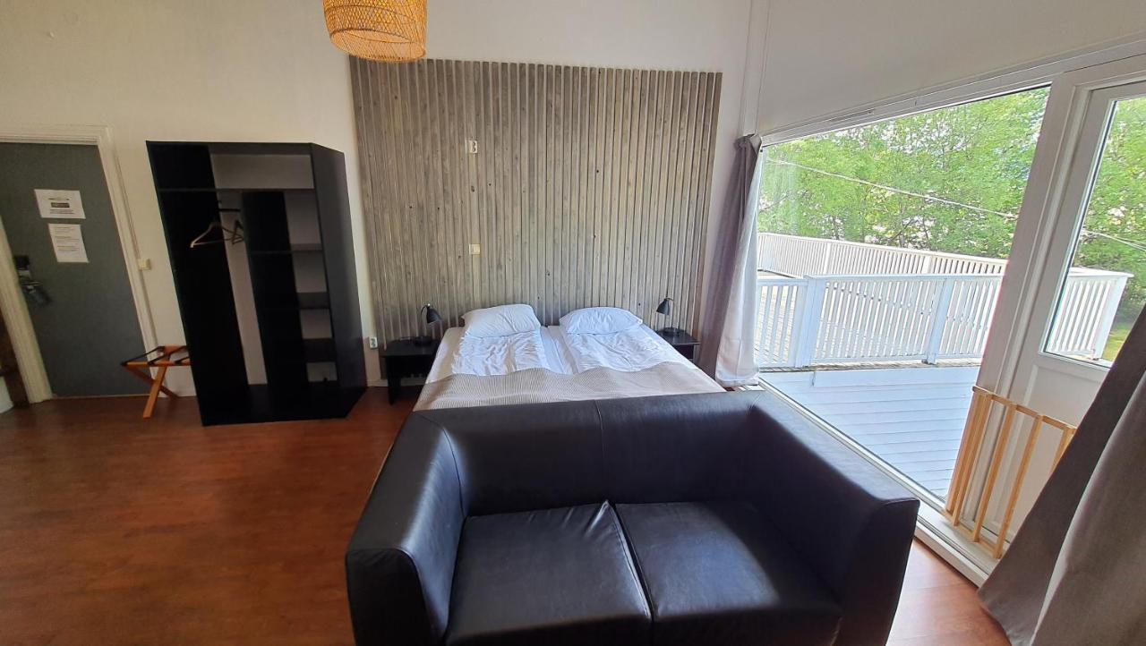 Systra Hotel Apartments Sjøholt Δωμάτιο φωτογραφία